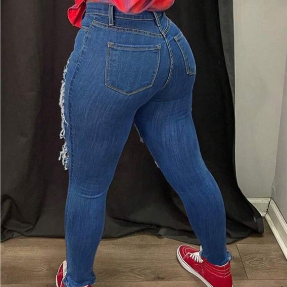 Distressed Slim Fit Skinny Jeans - Picture 3 of 6